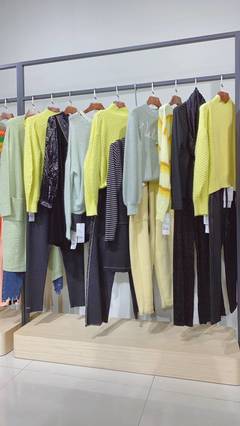 廣州地攤經濟興起 夜市女裝貨源攻略與折扣尾貨批發指南